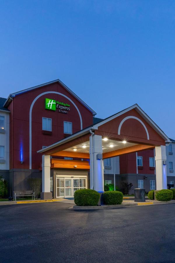 Holiday Inn Express Hotel & Suites Bedford By Ihg Esterno foto