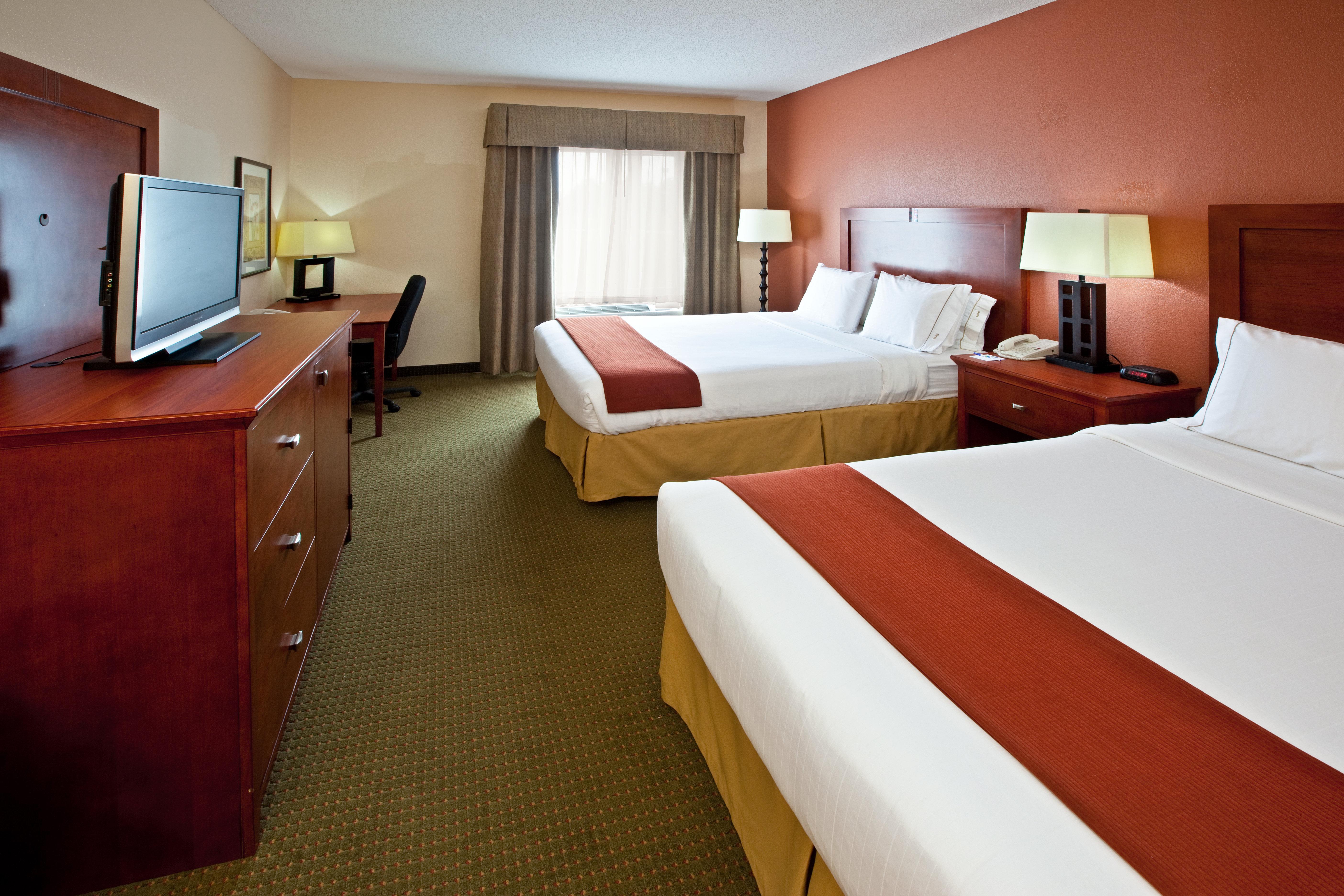 Holiday Inn Express Hotel & Suites Bedford By Ihg Esterno foto