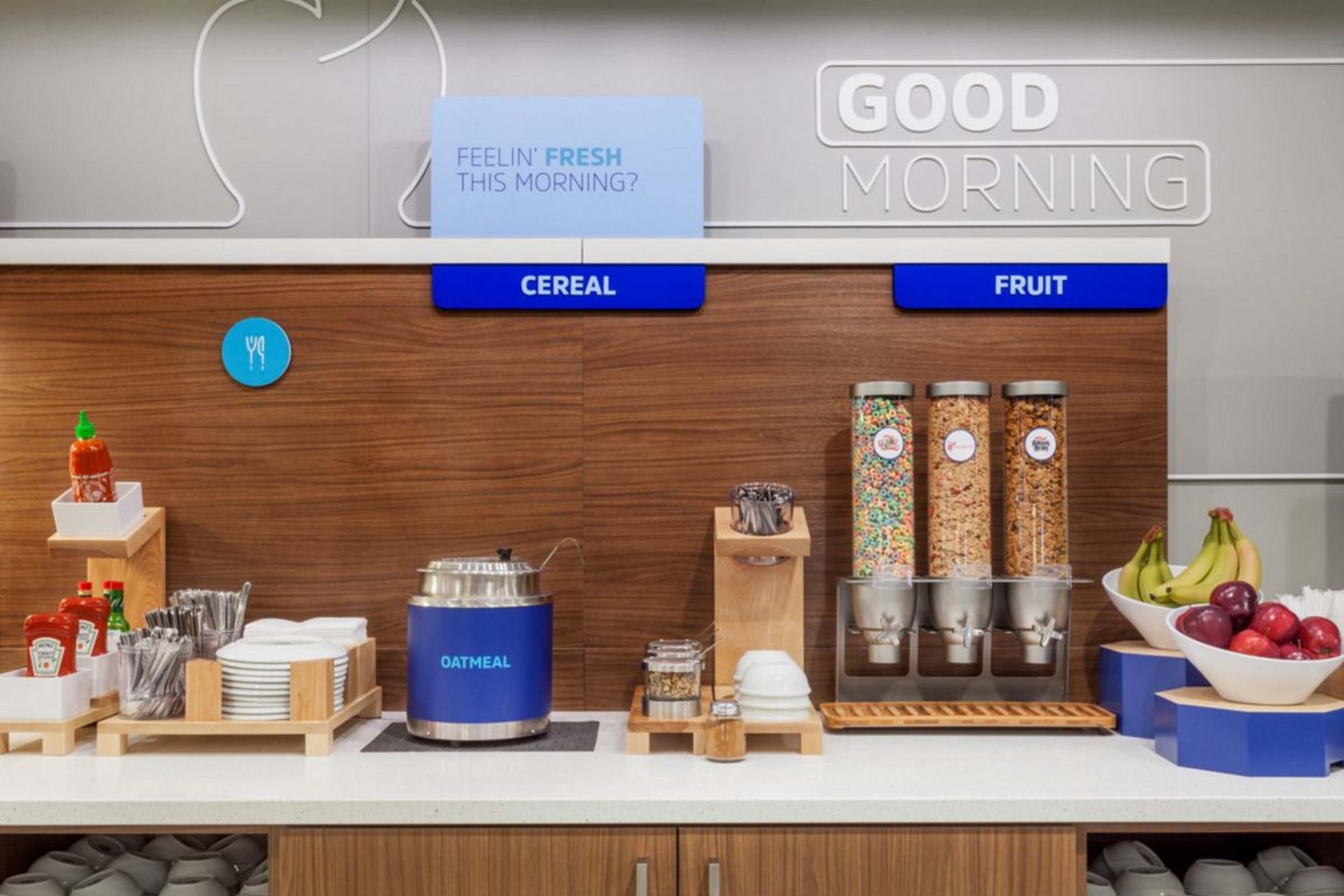 Holiday Inn Express Hotel & Suites Bedford By Ihg Esterno foto